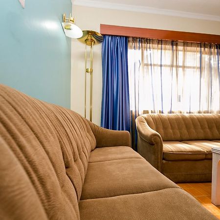 Palm Tree Bed And Breakfast ไนโรบี ภายนอก รูปภาพ