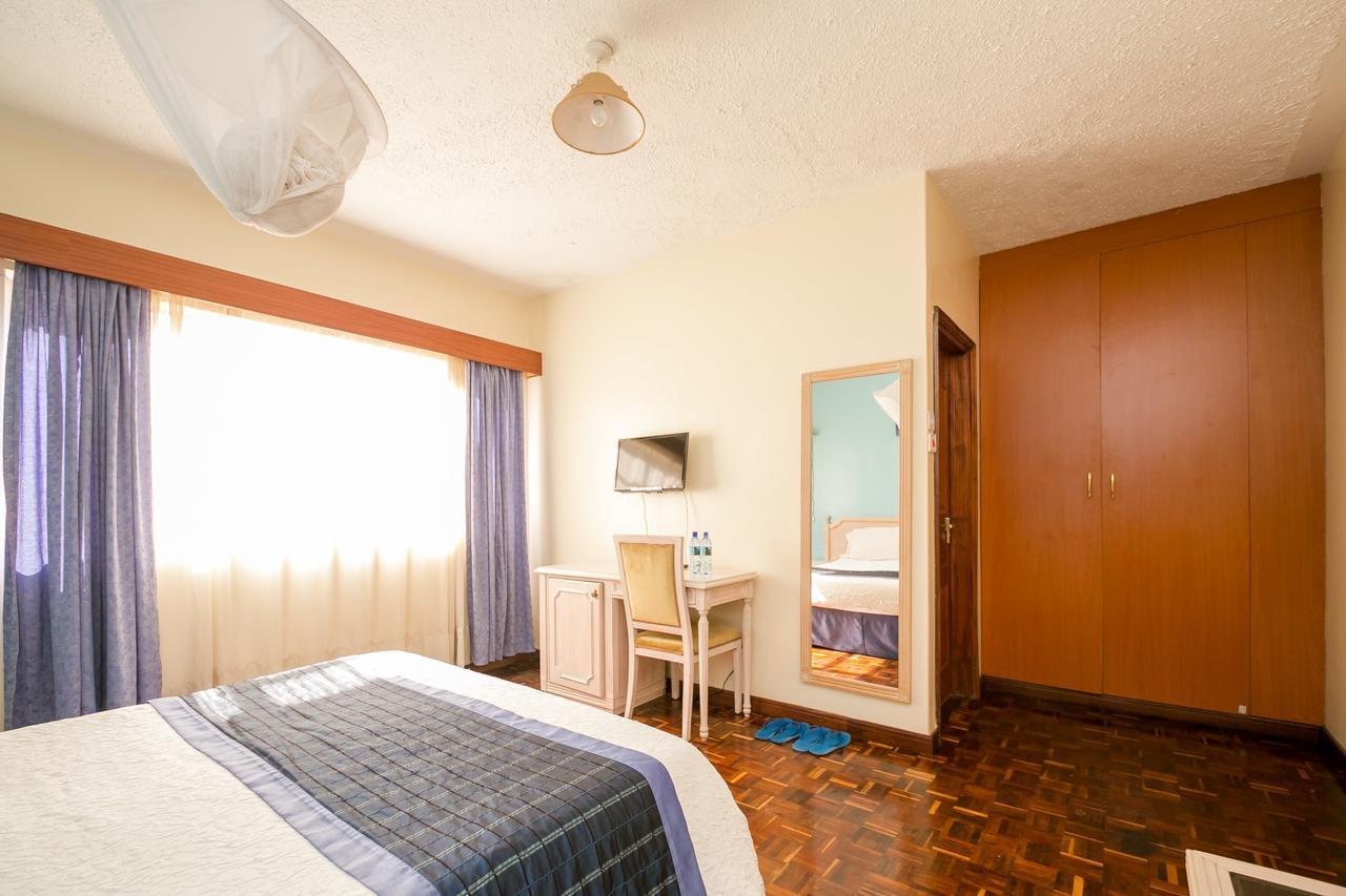 Palm Tree Bed And Breakfast ไนโรบี ภายนอก รูปภาพ